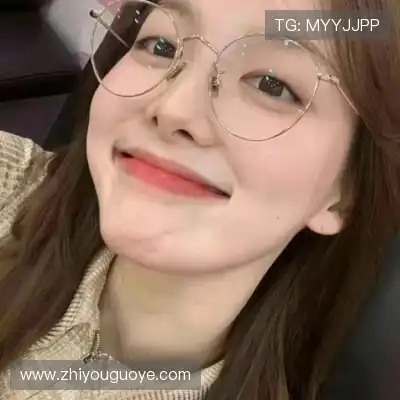 荣杏暖
